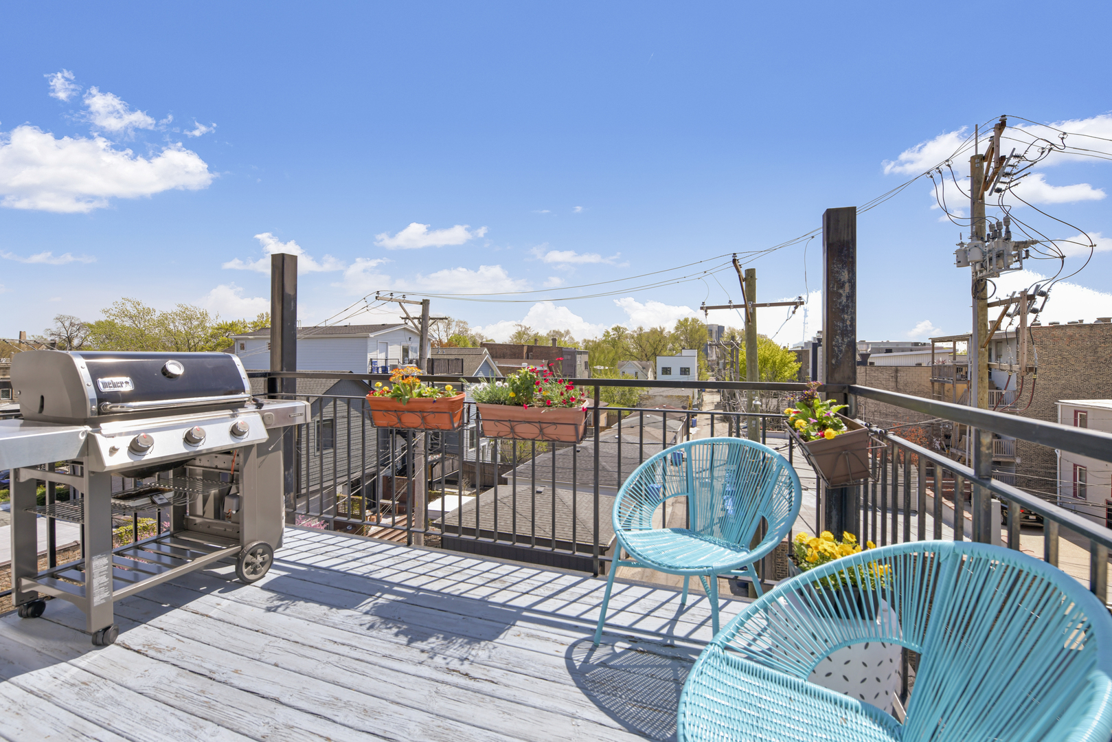2745 W Logan Boulevard Unit: 4