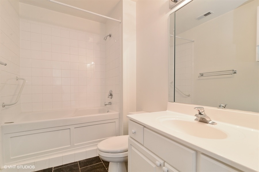 1516 S Wabash Avenue Unit: 803