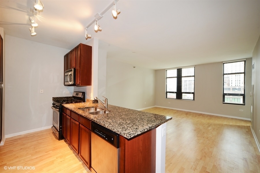 1255 S STATE Street Unit: 713