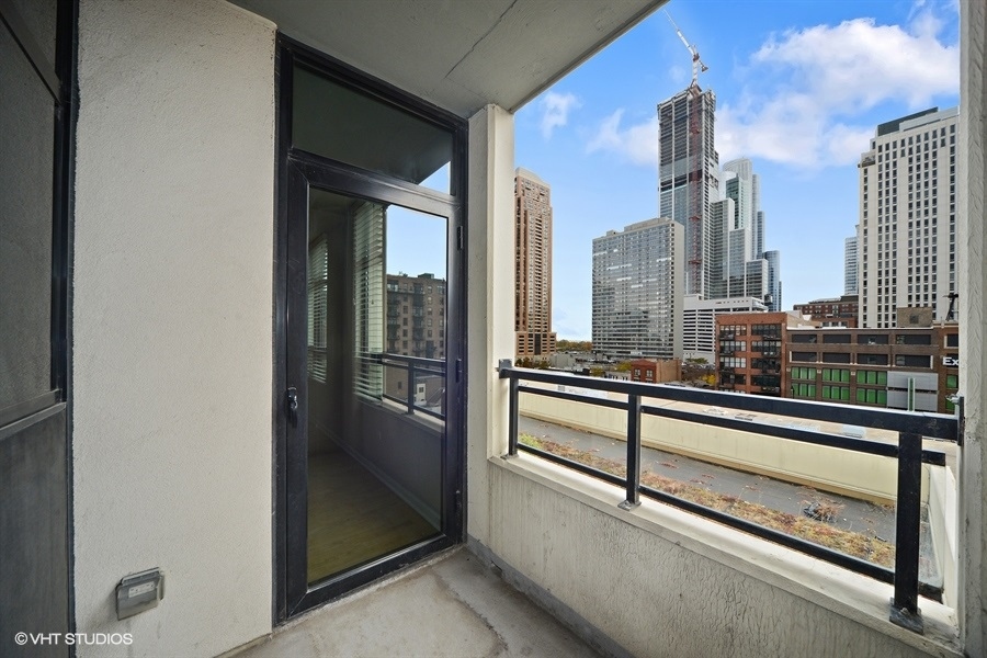 1255 S STATE Street Unit: 713