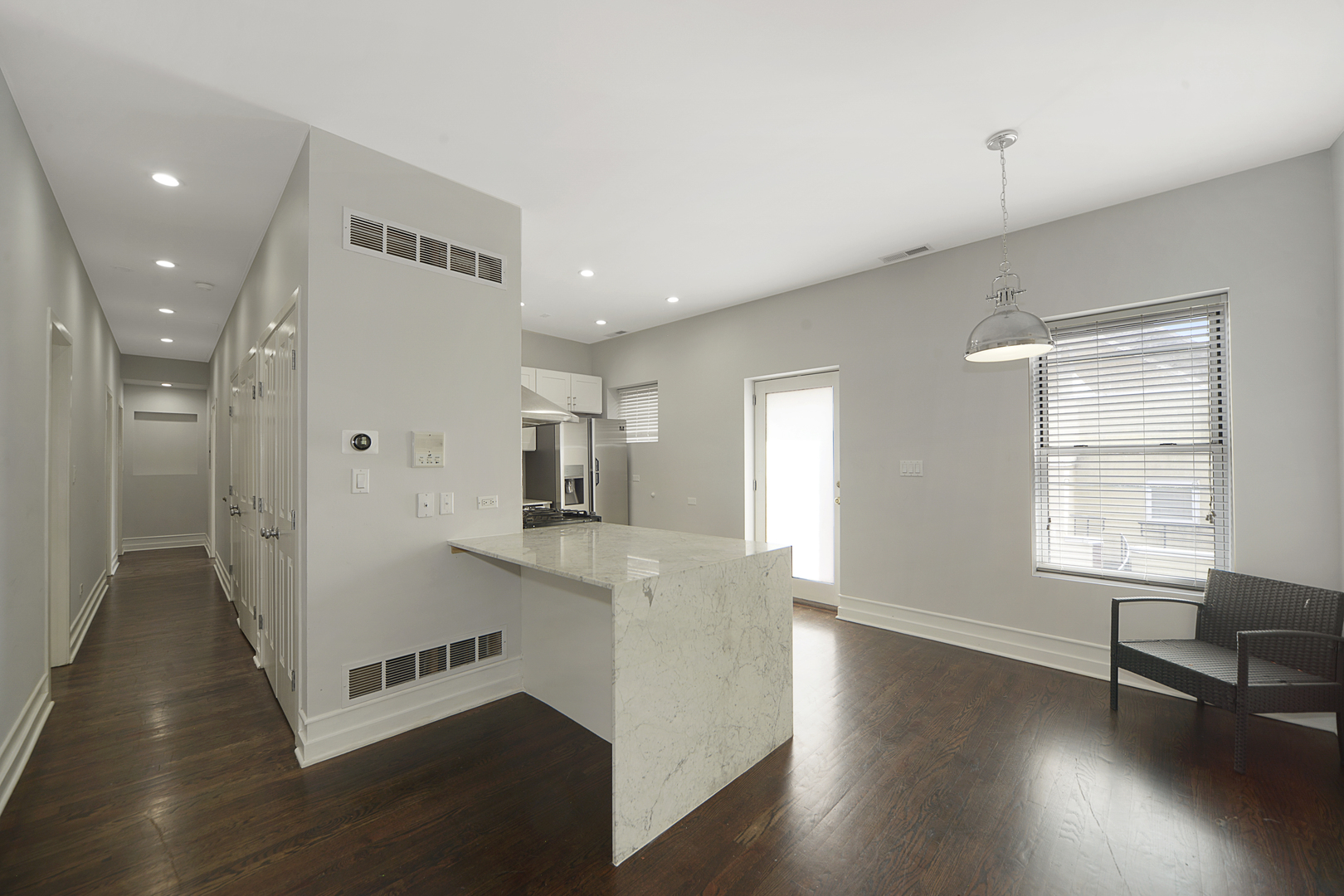 4631 S Ellis Avenue Unit: 3F