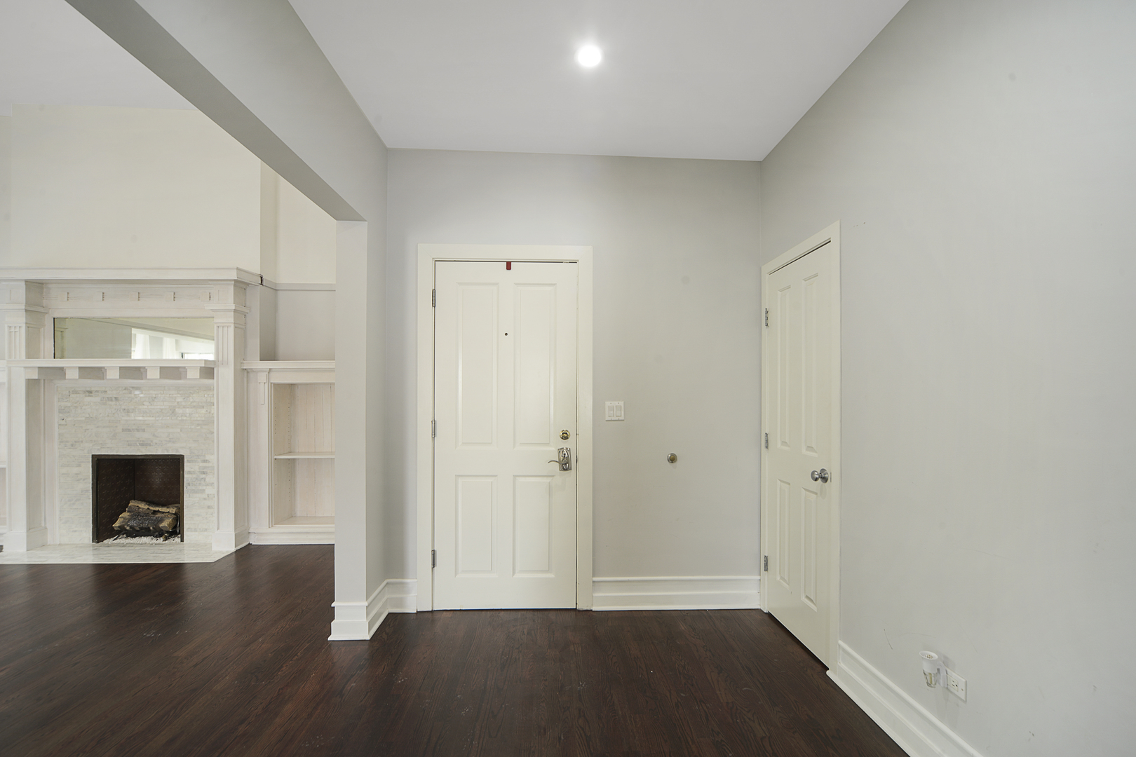 4631 S Ellis Avenue Unit: 3F