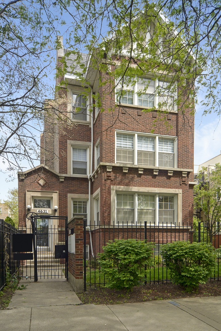 4631 S Ellis Avenue Unit: 3F