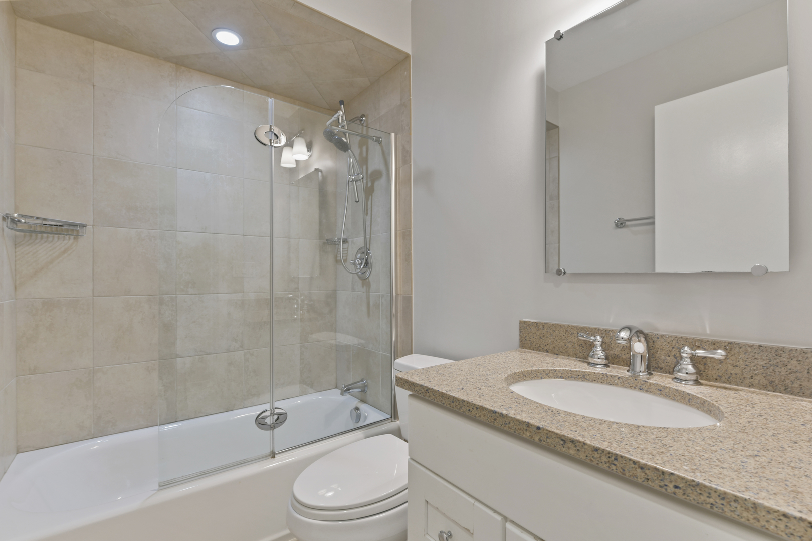 933 W WRIGHTWOOD Avenue Unit: B