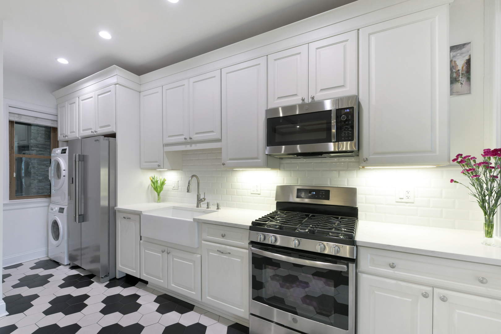 2452 N Racine Avenue Unit: 2N