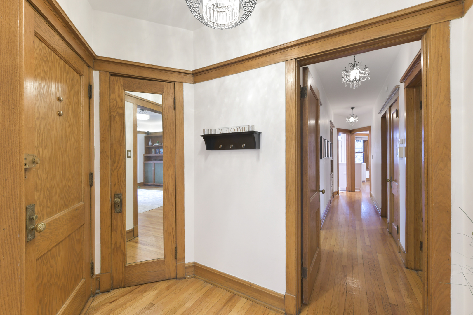 2452 N Racine Avenue Unit: 2N