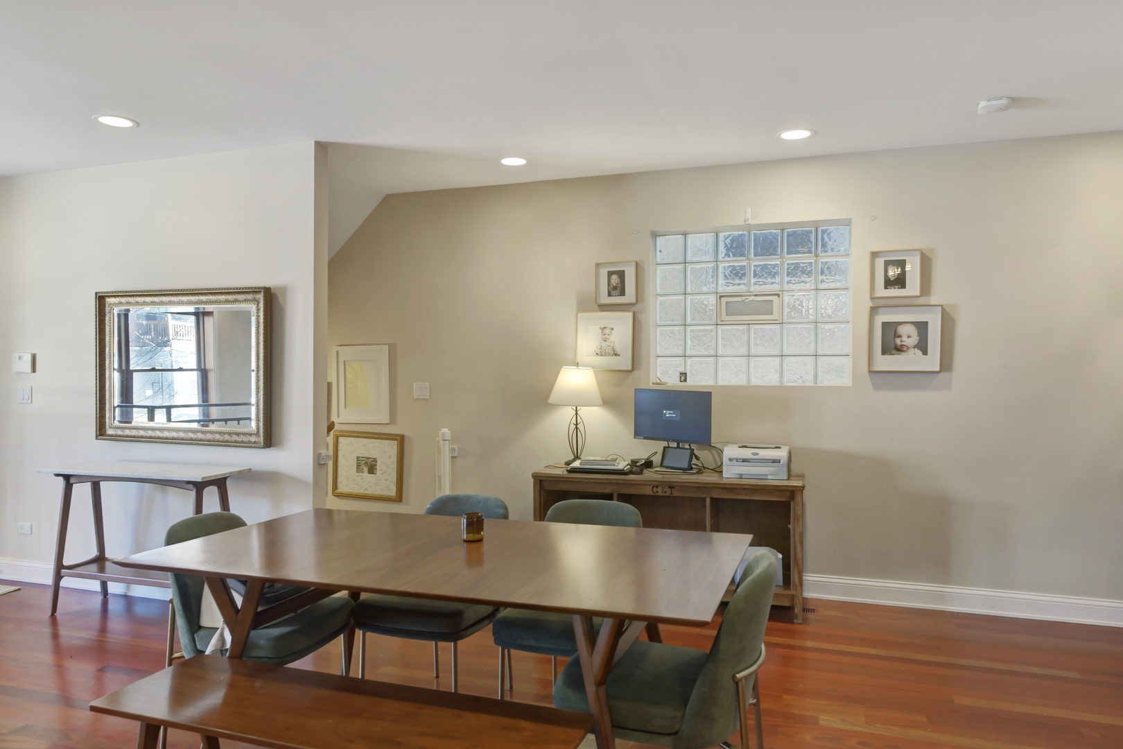 2743 W Thomas Street Unit: 101