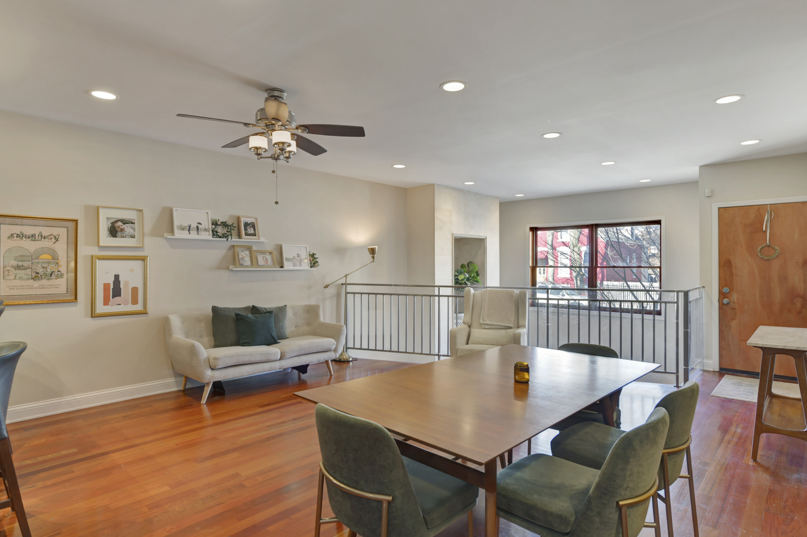 2743 W Thomas Street Unit: 101