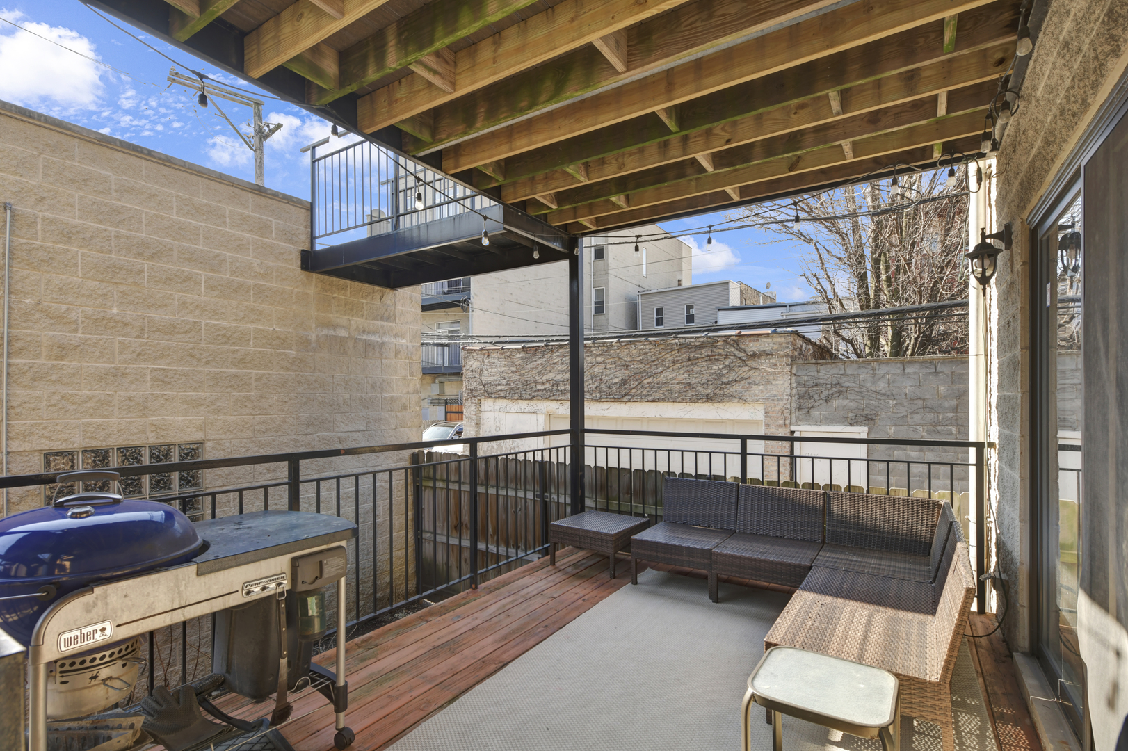 2743 W Thomas Street Unit: 101