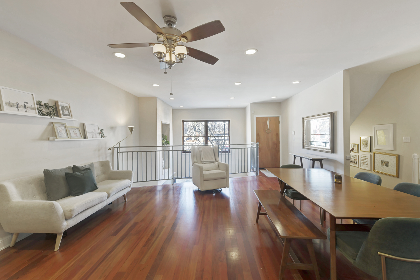 2743 W Thomas Street Unit: 101