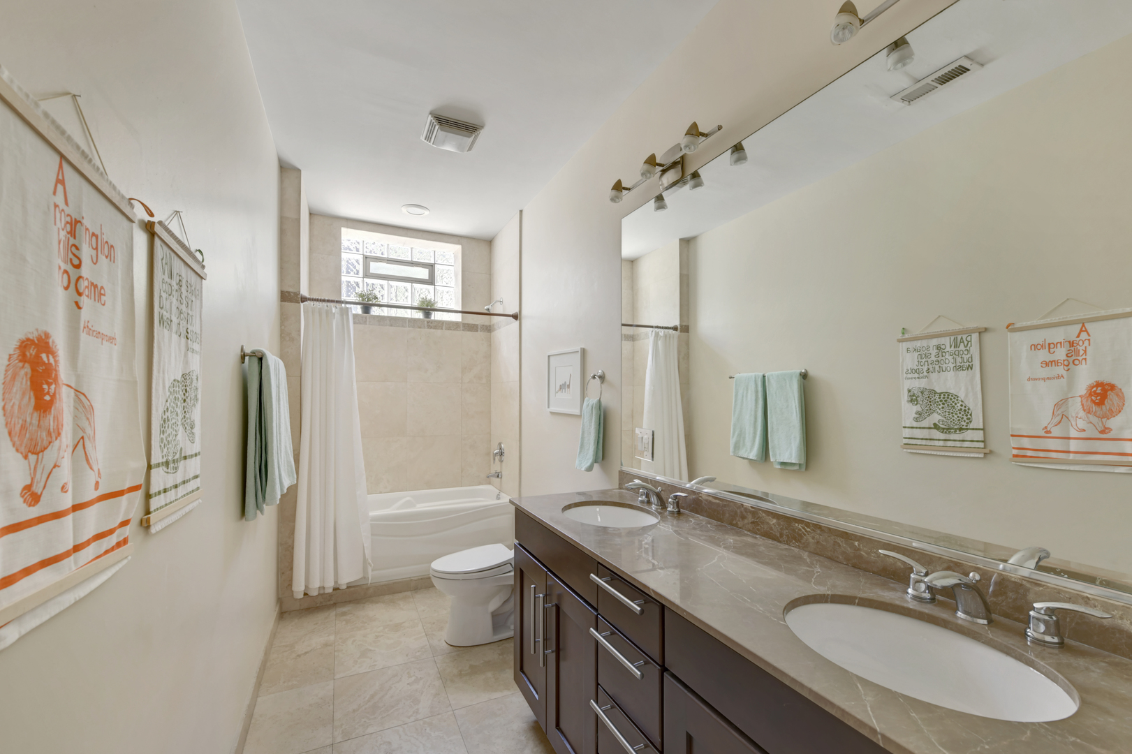 2743 W Thomas Street Unit: 101