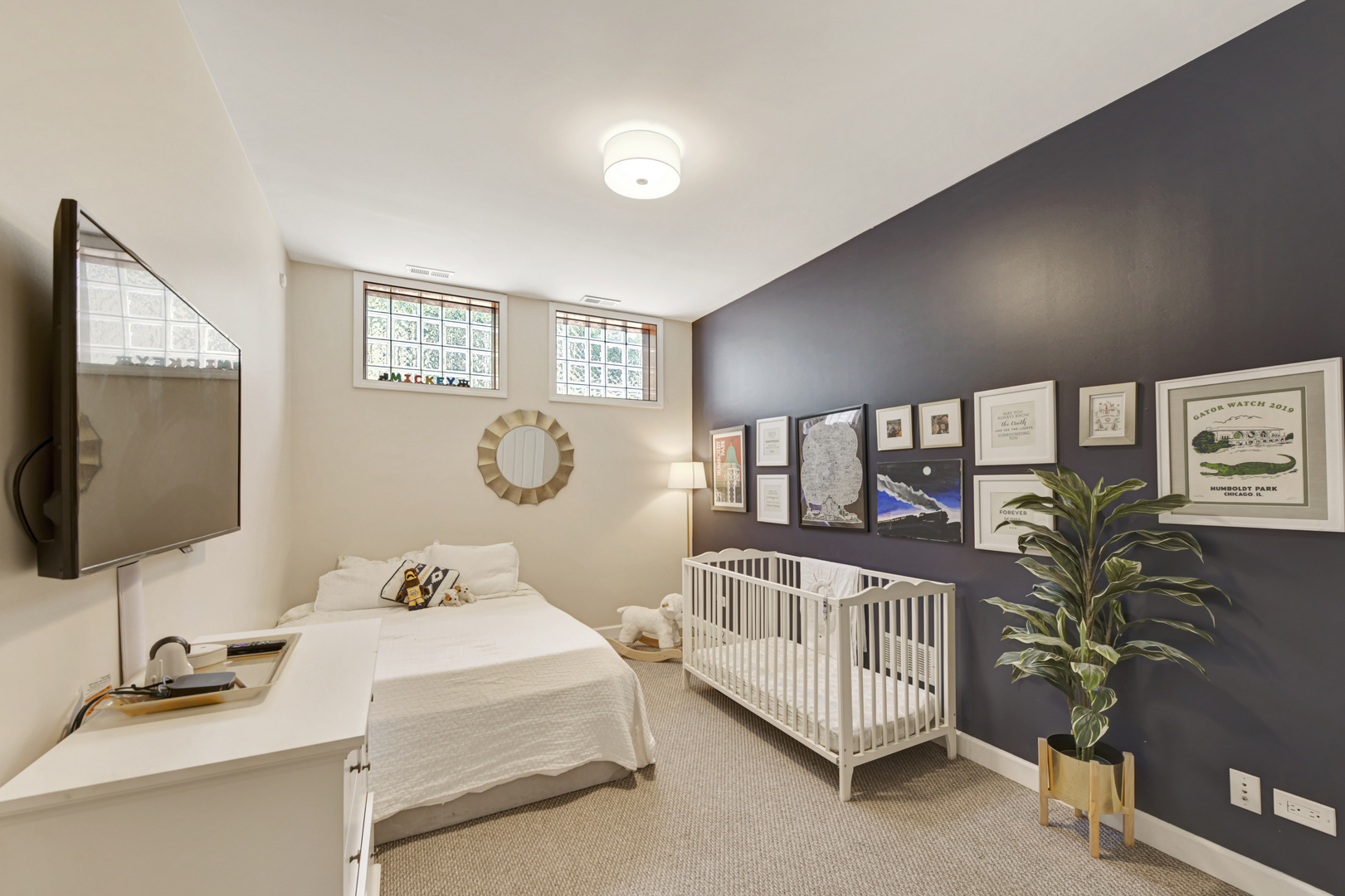 2743 W Thomas Street Unit: 101