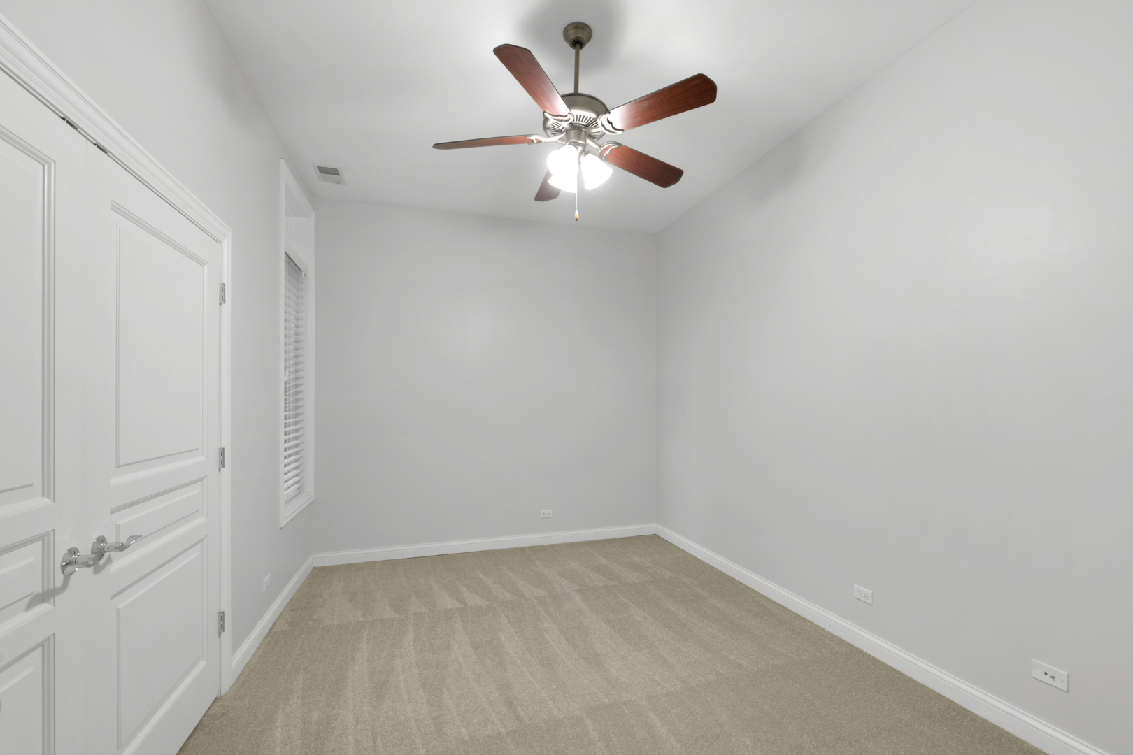 1359 W FULLERTON Avenue Unit: 2W