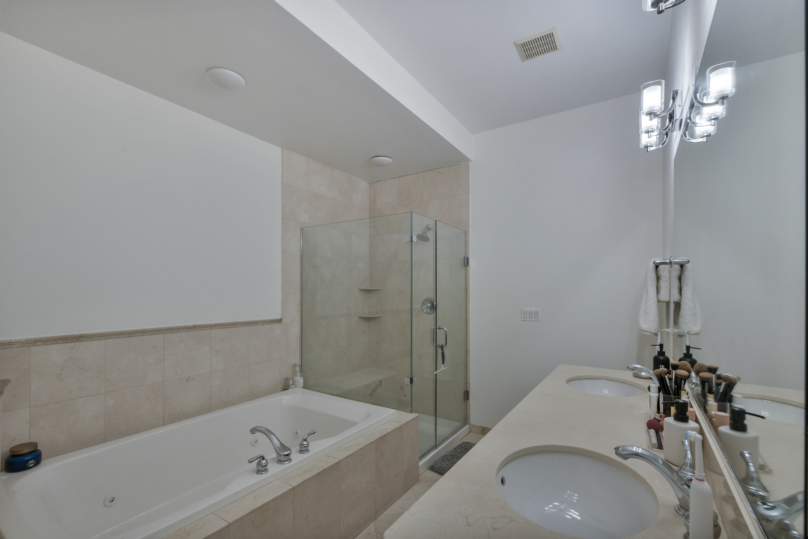 1355 W Washington Boulevard Unit: 2B