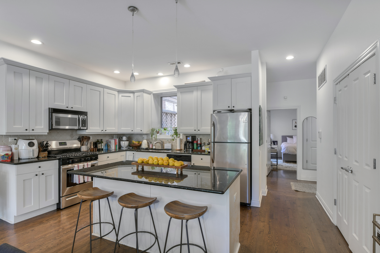 1355 W Washington Boulevard Unit: 2B