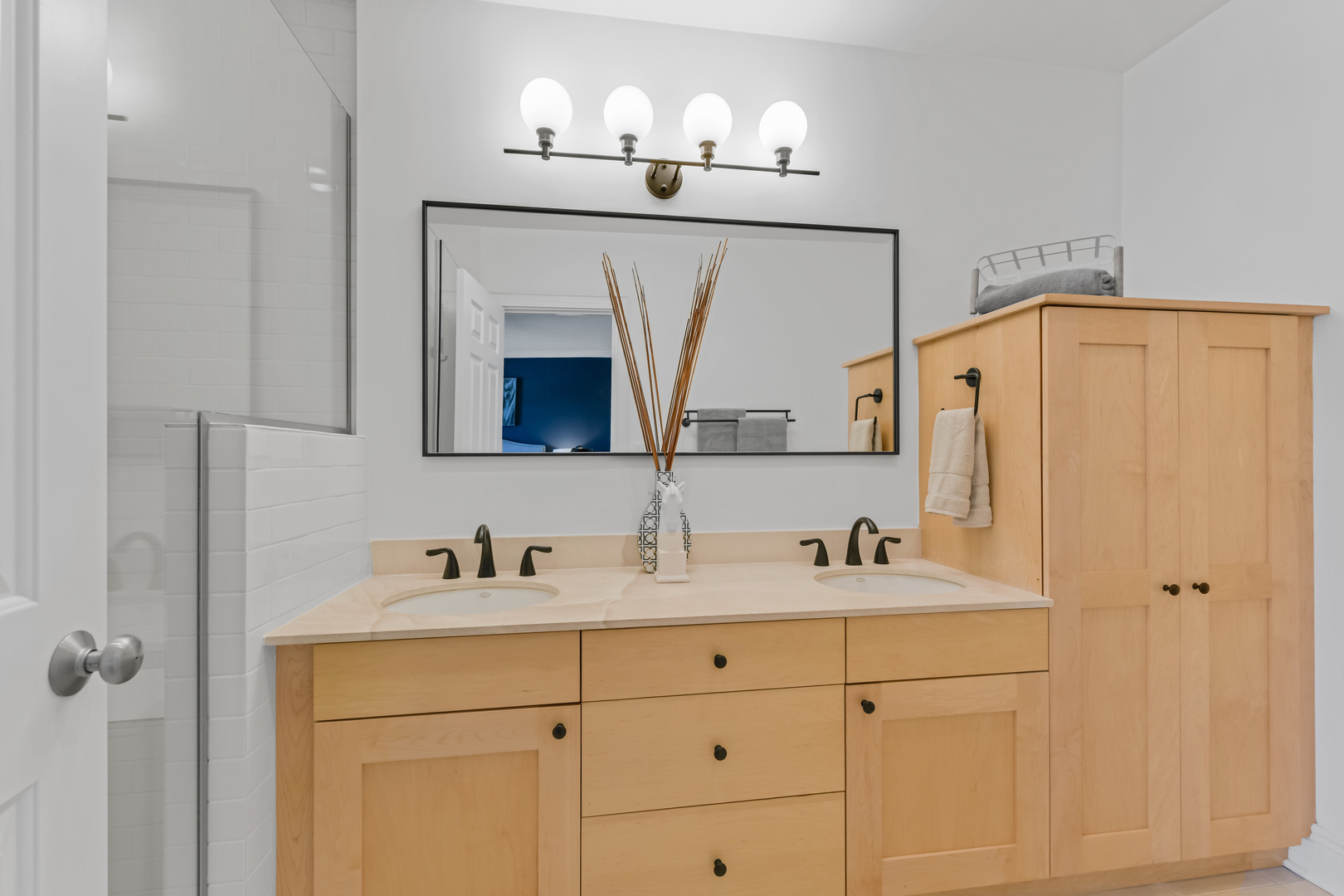 2222 W Armitage Avenue Unit: 3E