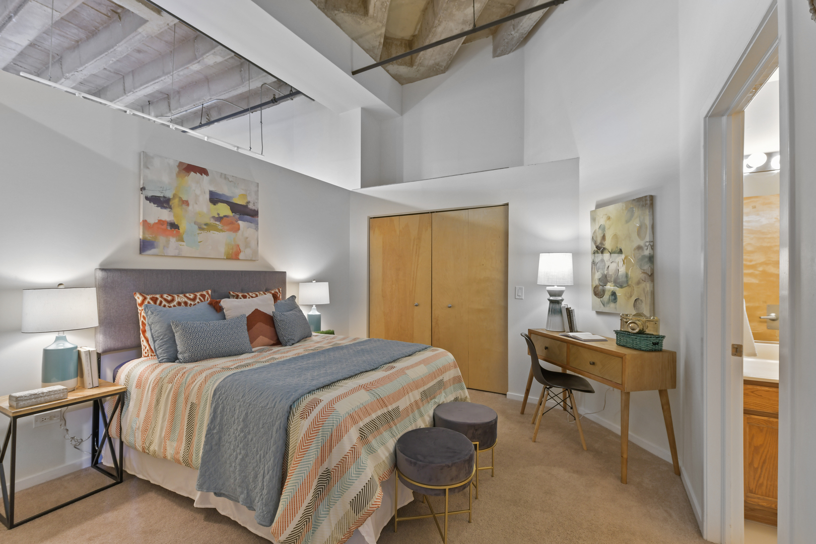 1645 W Ogden Avenue Unit: 526