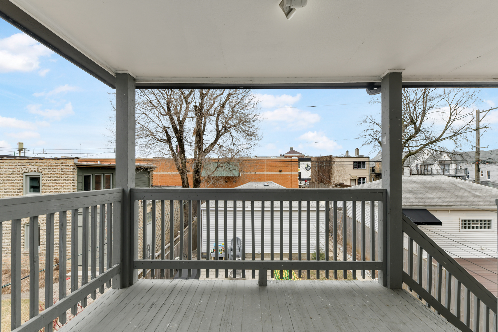 2735 N Mozart Avenue Unit: 2