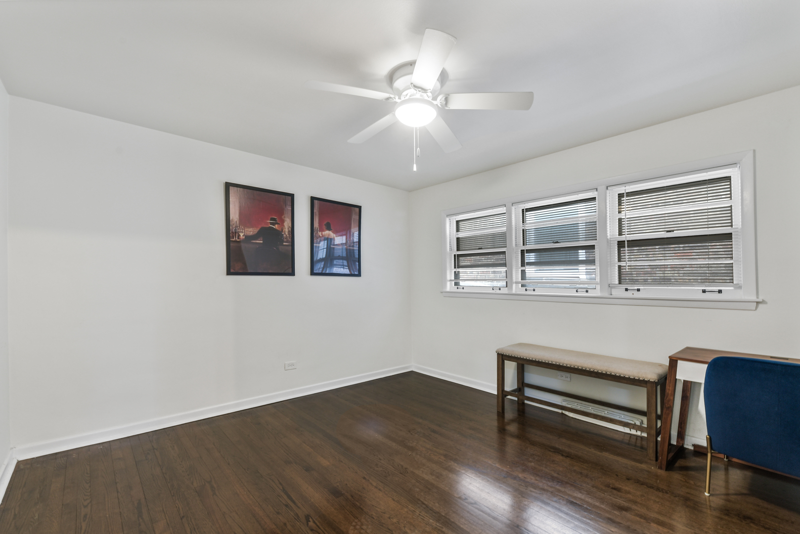2735 N Mozart Avenue Unit: 2