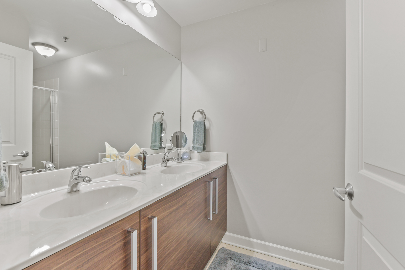 1400 S Michigan Avenue Unit: 2210