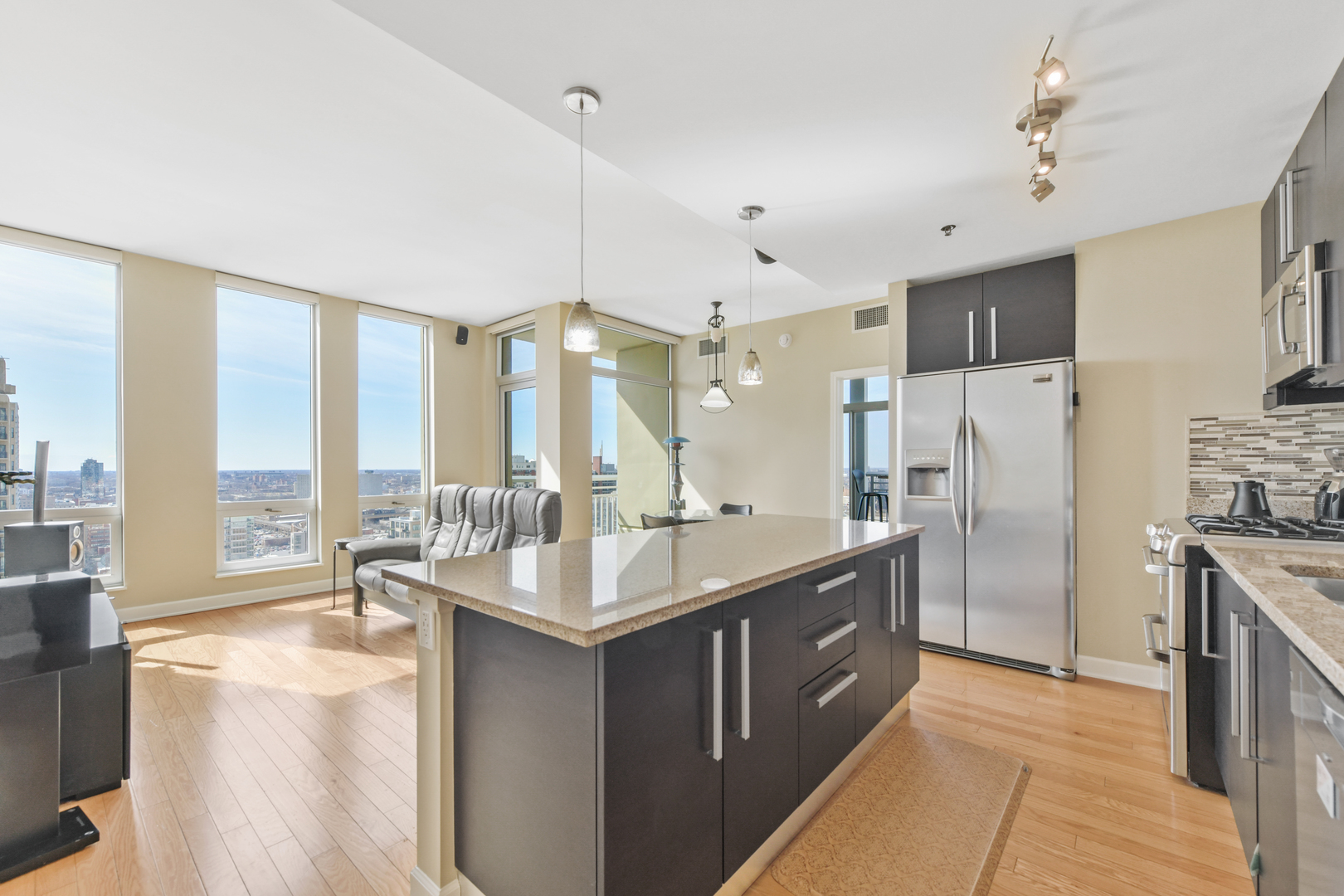 1400 S Michigan Avenue Unit: 2210