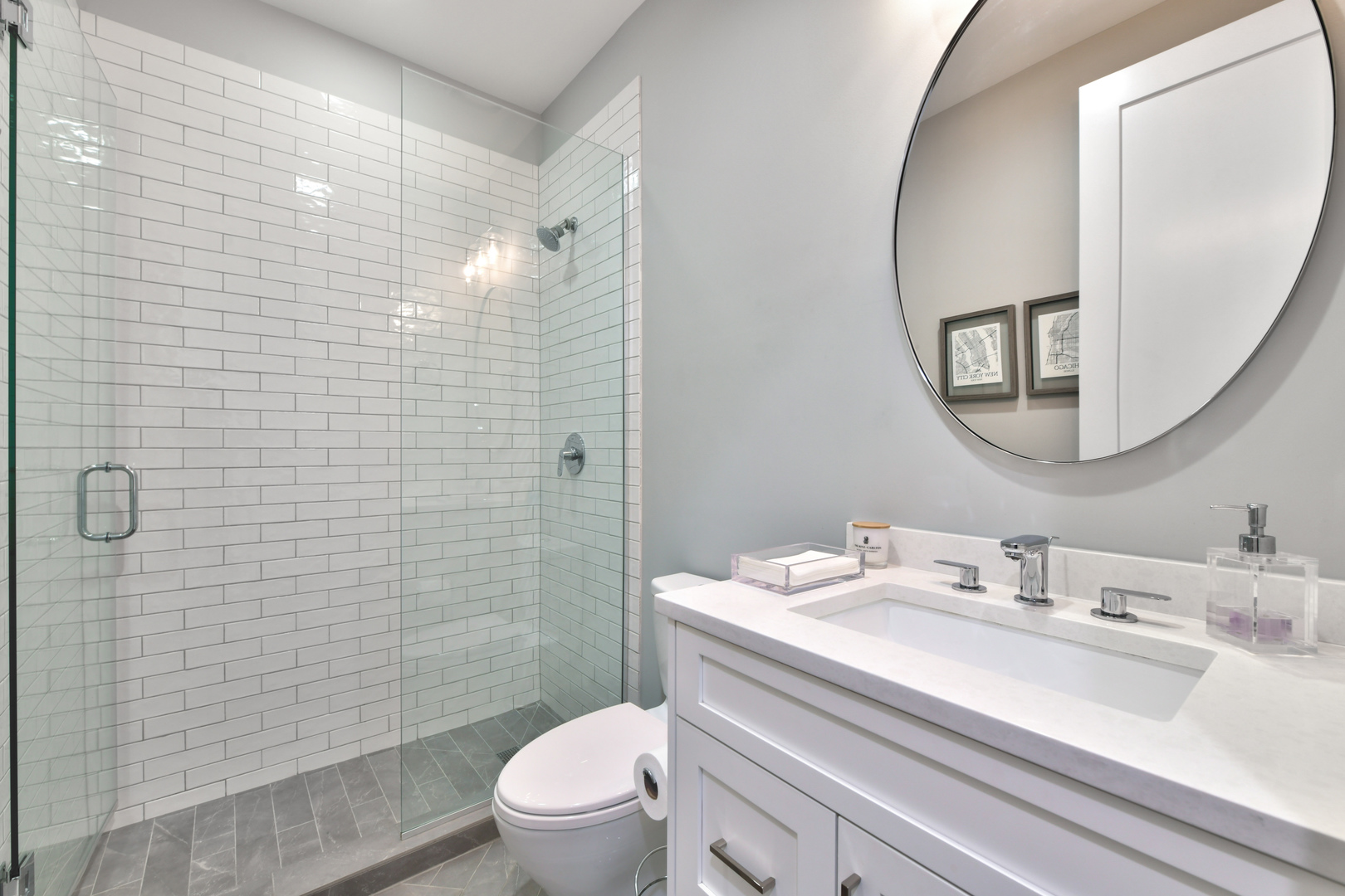 2024 W LeMoyne Street Unit: 2W