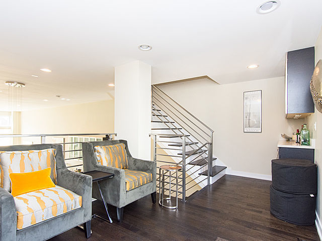 2036 W Huron Street