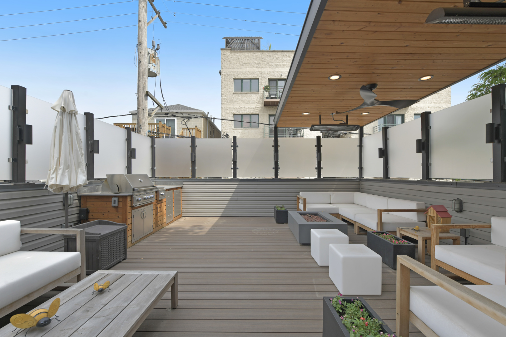 2036 W Huron Street