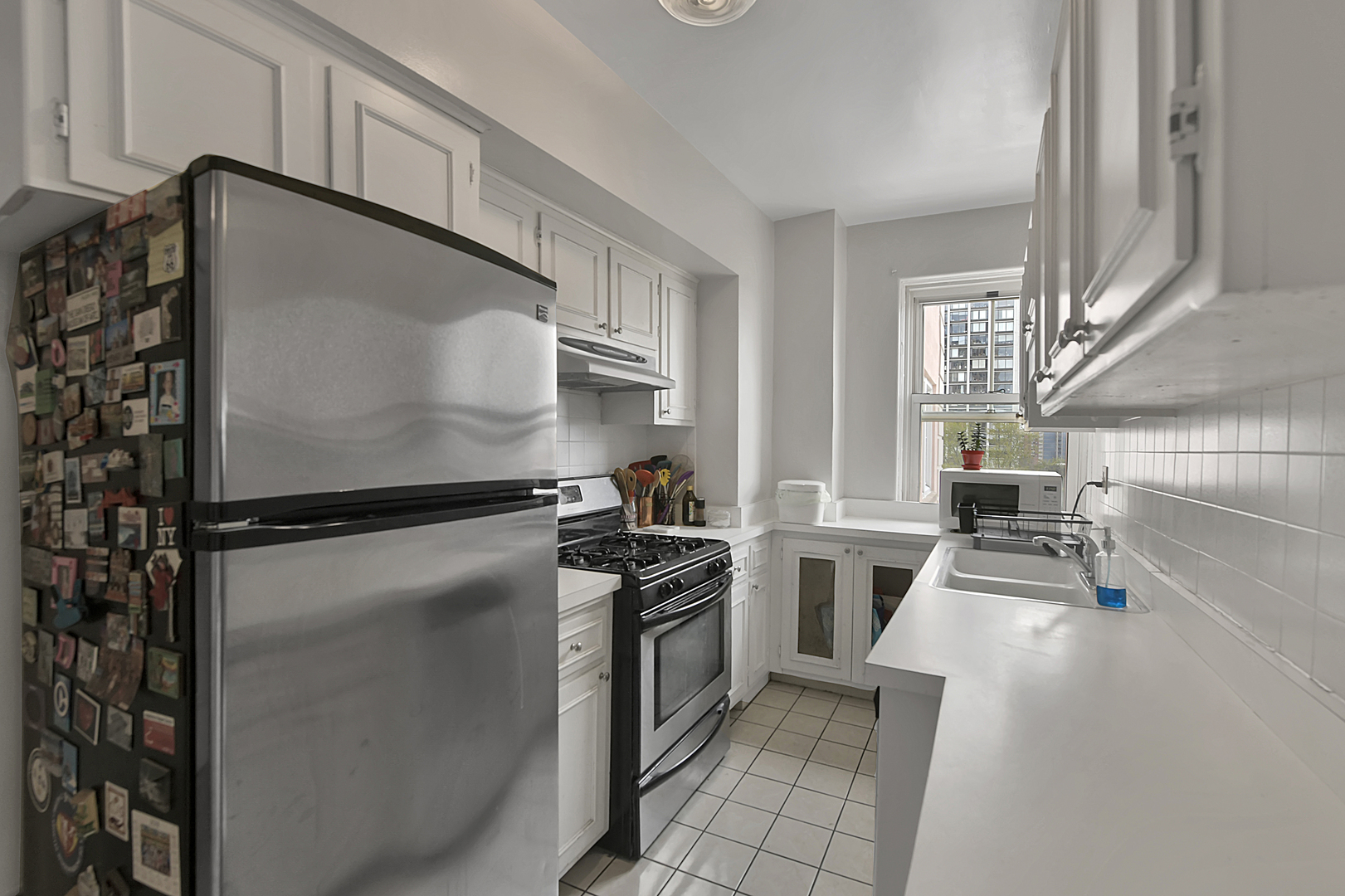 5555 N SHERIDAN Road Unit: 507