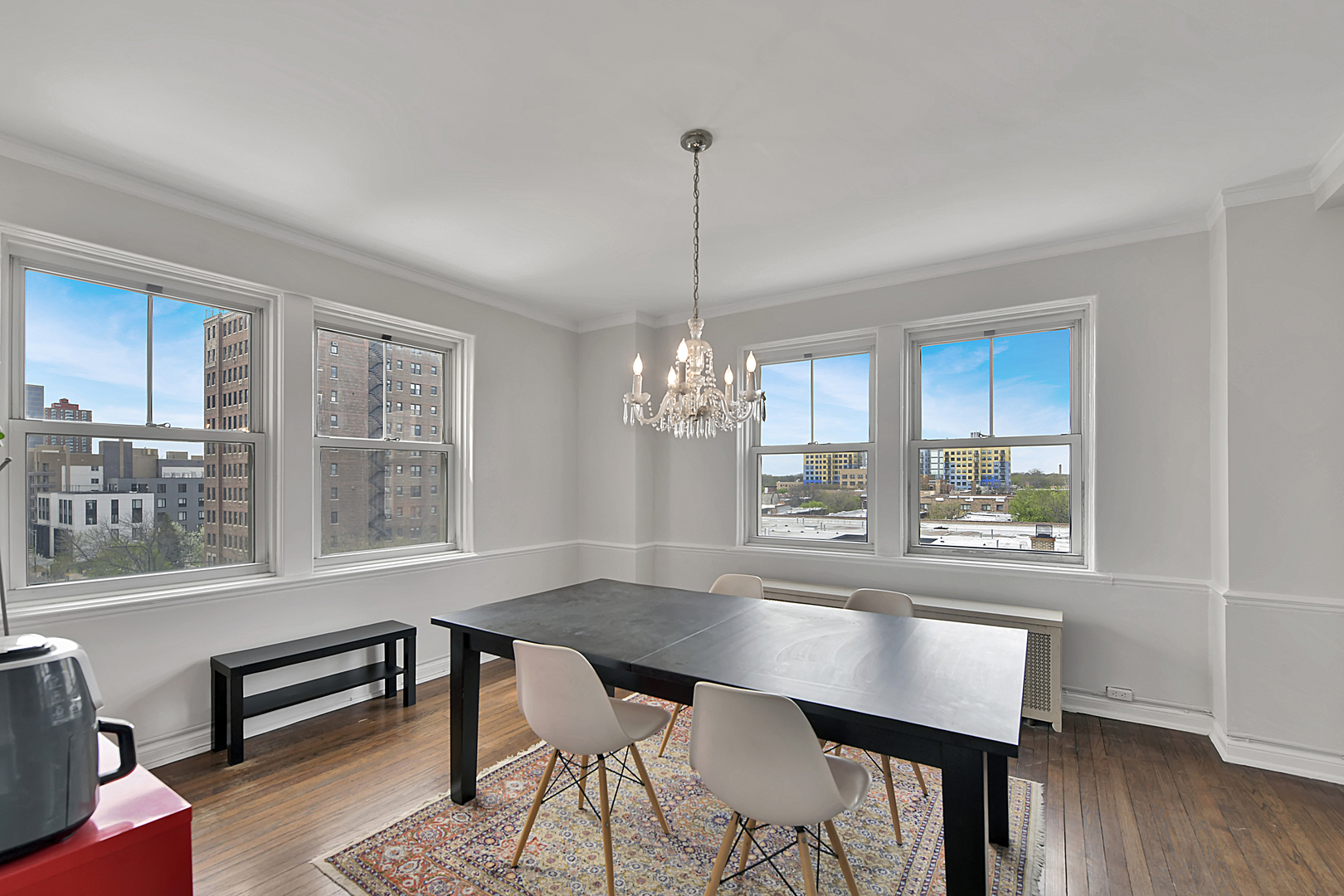 5555 N SHERIDAN Road Unit: 507