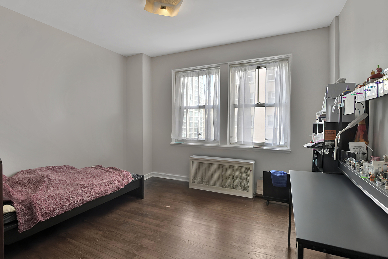5555 N SHERIDAN Road Unit: 507