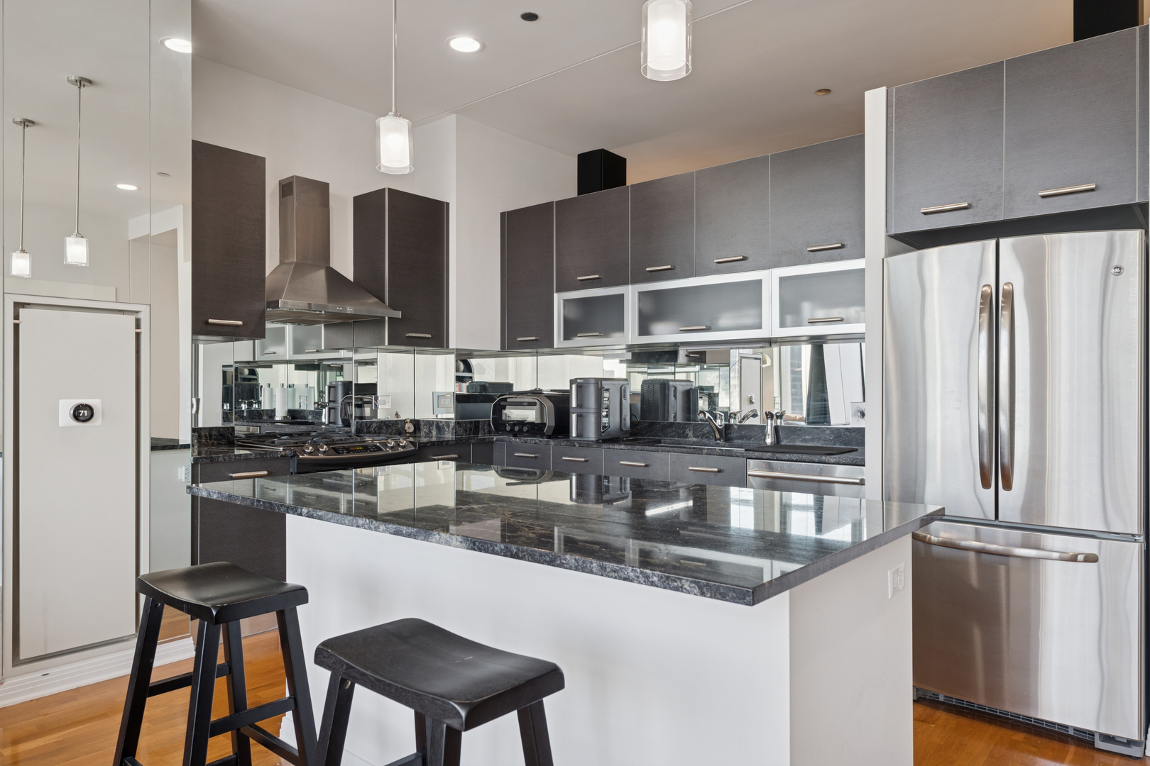 65 E Monroe Street Unit: 4111