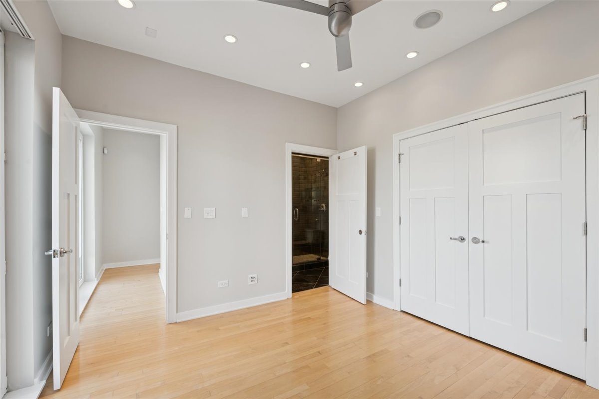 1614 W Augusta Boulevard Unit: 3