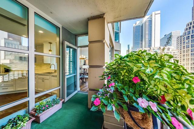 25 E Superior Street Unit: 1906