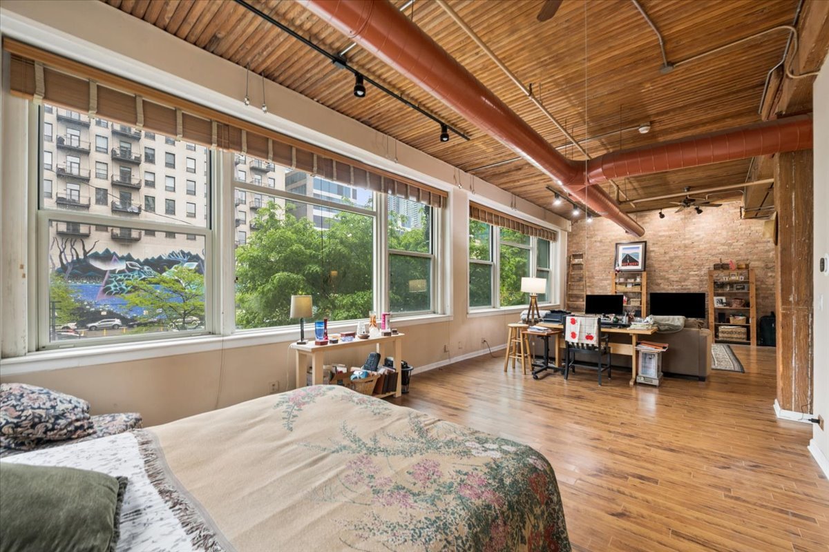 900 S Wabash Avenue Unit: 206
