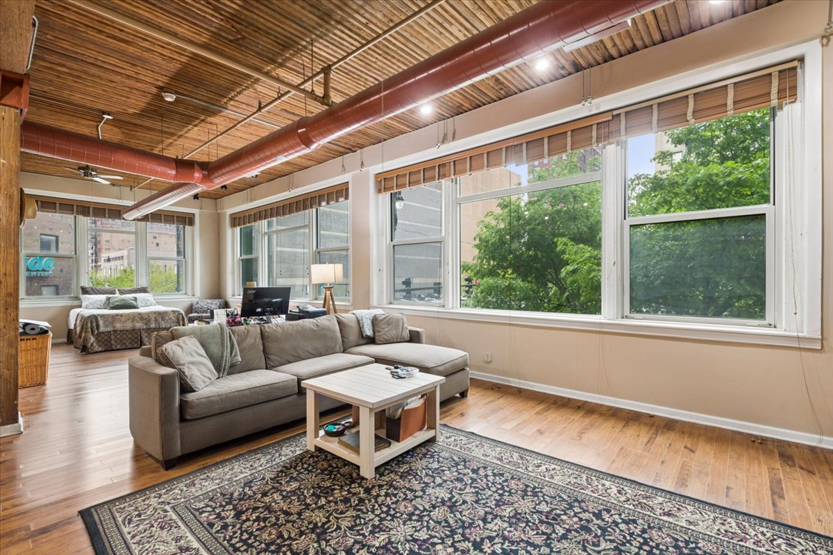 900 S Wabash Avenue Unit: 206
