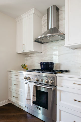 25 E Superior Street Unit: 1906