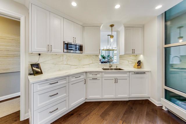 25 E Superior Street Unit: 1906