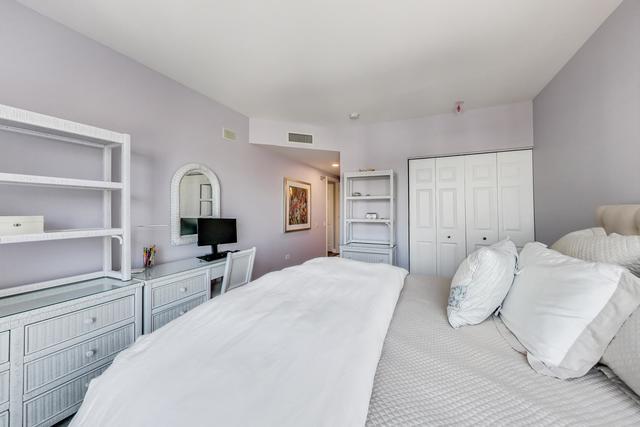 25 E Superior Street Unit: 1906