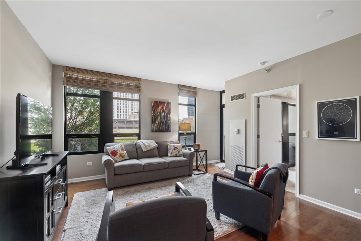 1255 S State Street Unit: 609