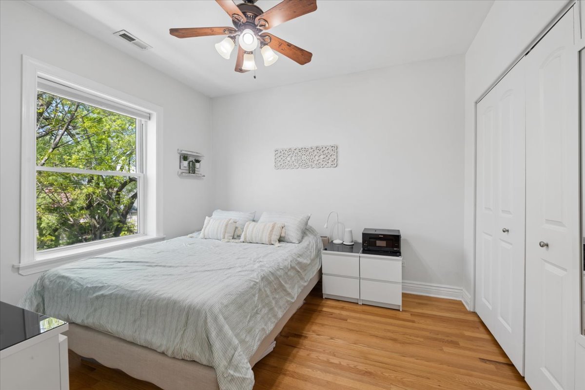 6333 N Glenwood Avenue Unit: 3W