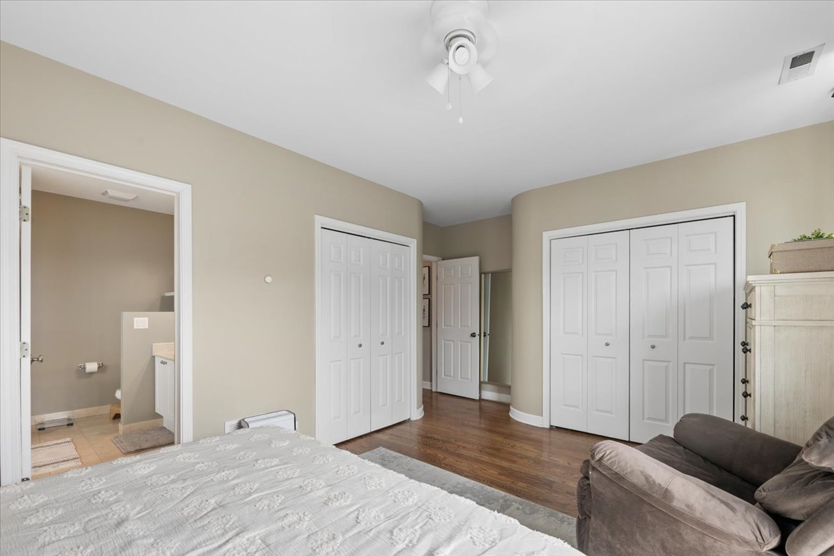 1508 N Hudson Avenue Unit: 2