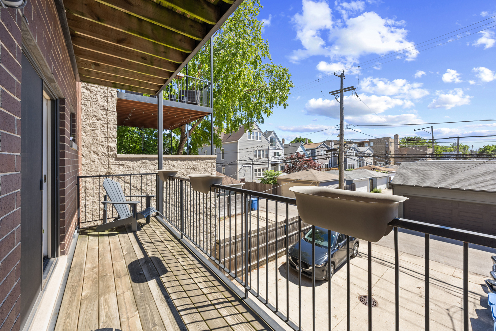 4043 N Damen Avenue Unit: 2