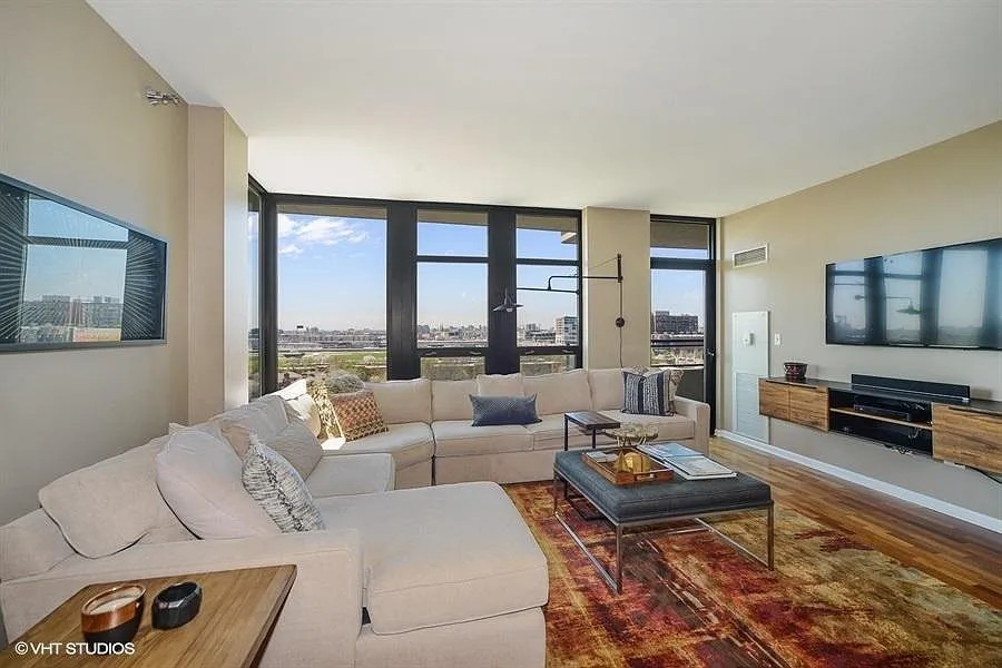1255 S State Street Unit: 916
