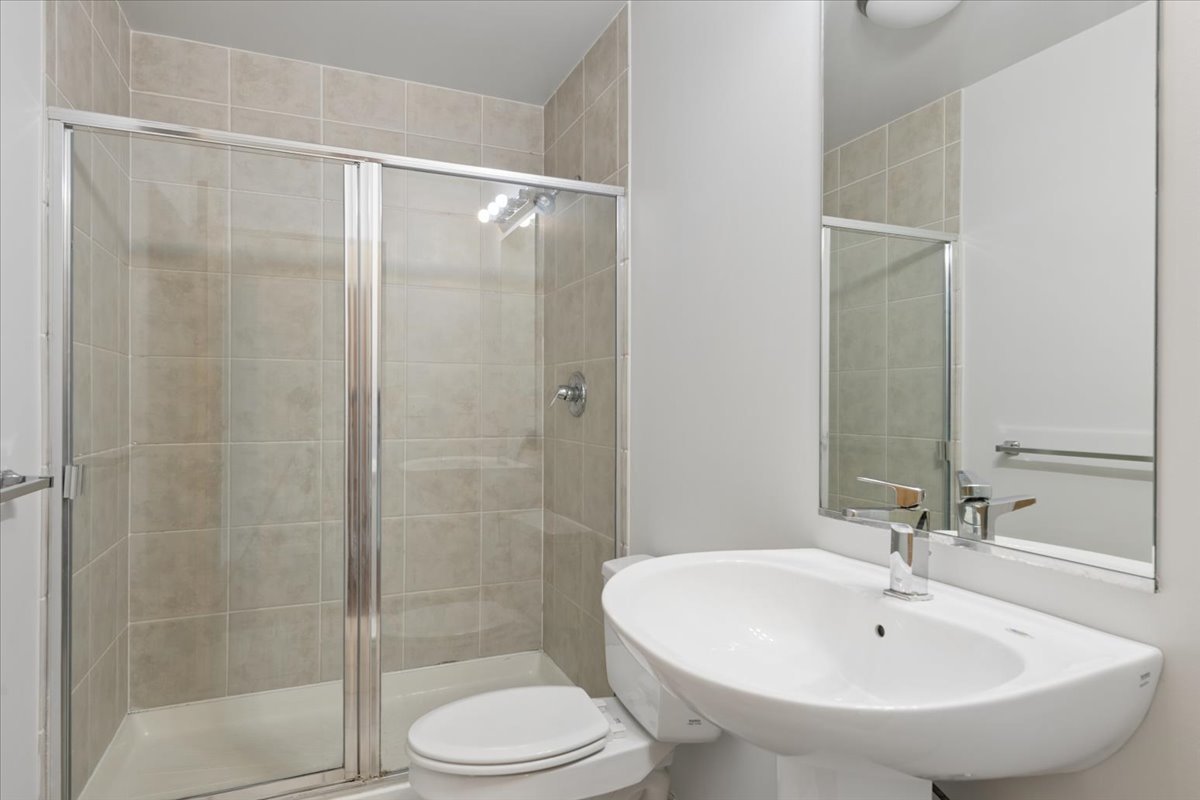 1620 S Michigan Avenue Unit: 606