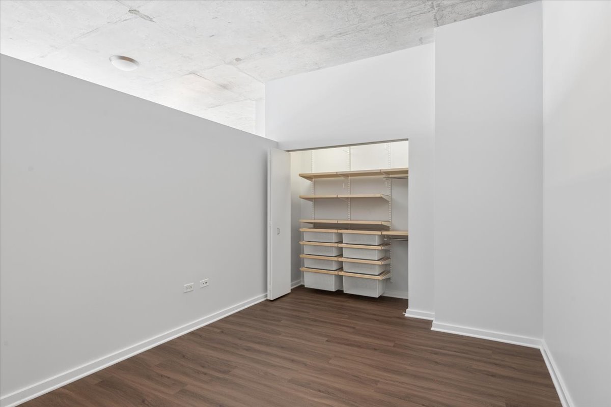 1620 S Michigan Avenue Unit: 606