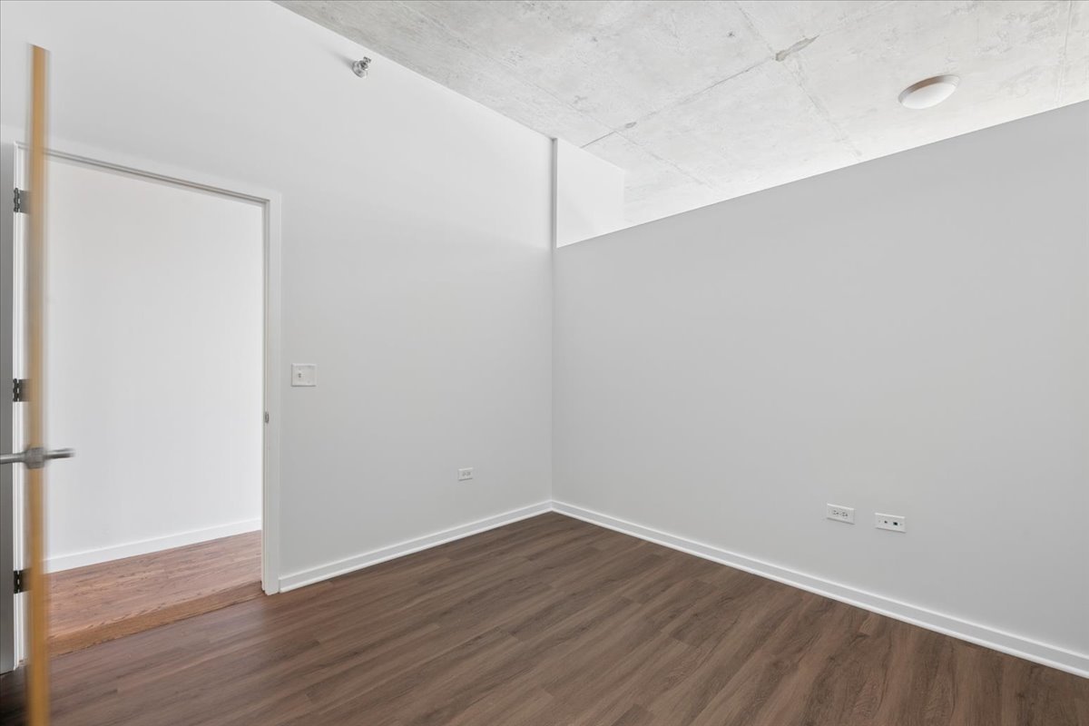1620 S Michigan Avenue Unit: 606
