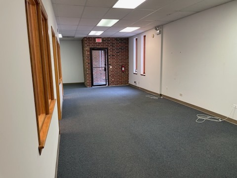 24 S Des Plaines River Road Unit: 400