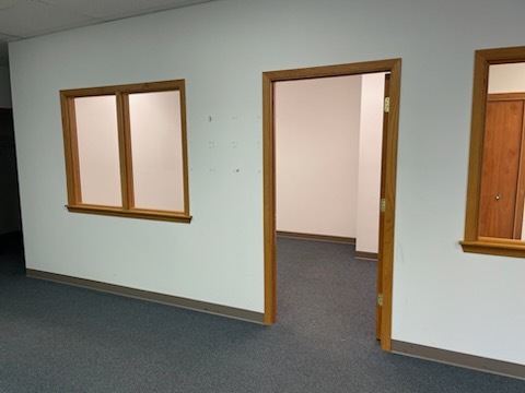 24 S Des Plaines River Road Unit: 400