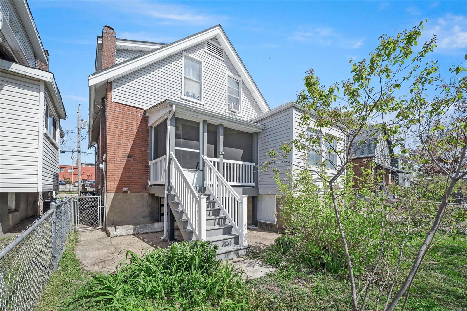 7350 Marietta Avenue